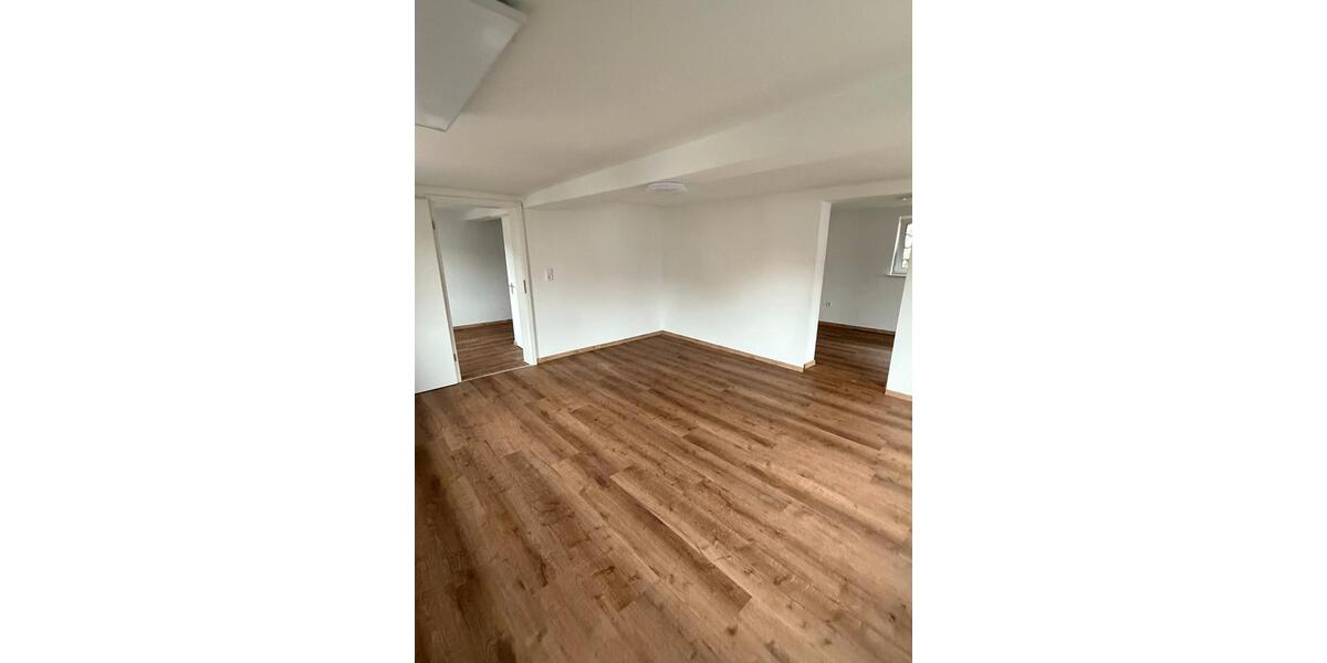 Einfamilienhaus Grünberg - 5 Zimmer, 136 m&sup2;, 195.000&euro; | Angebot:26146323