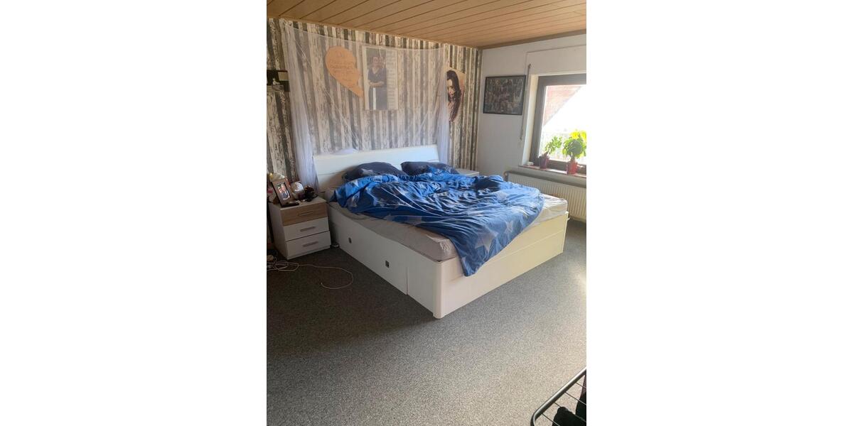 Mehrfamilienhaus, Wohnhaus Gilserberg - 8 Zimmer, 230 m&sup2;, 185.000&euro; | Angebot:26024103