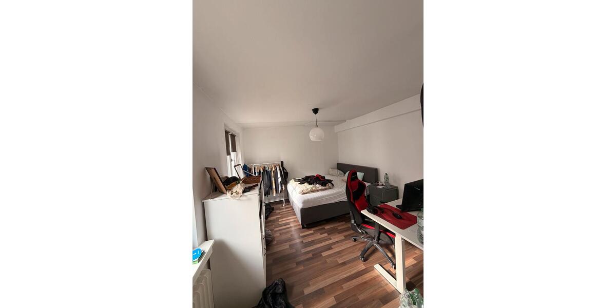 Dachgeschoßwohnung Gießen - 3 Zimmer, 70 m&sup2;, 900&euro; | Angebot:25844436