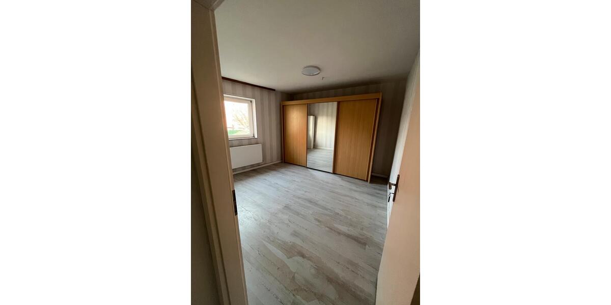 Etagenwohnung Fernwald - 3 Zimmer, 90 m&sup2;, 630&euro; | Angebot:25444851