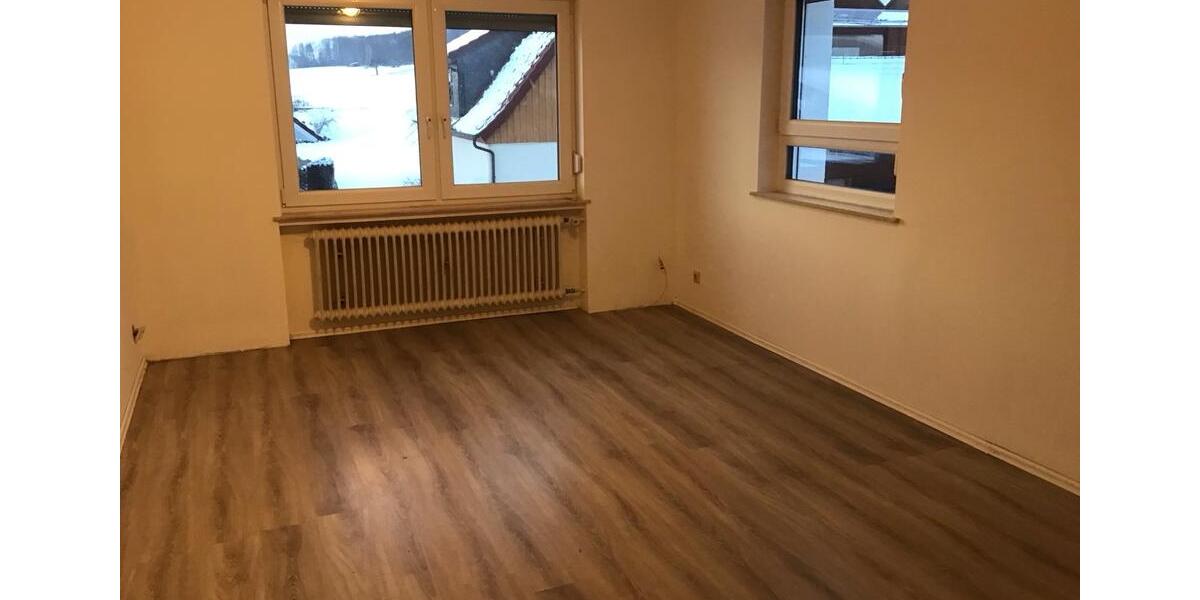 Mehrfamilienhaus, Wohnhaus Gilserberg - 8 Zimmer, 225 m&sup2;, 1.500&euro; | Angebot:24099540