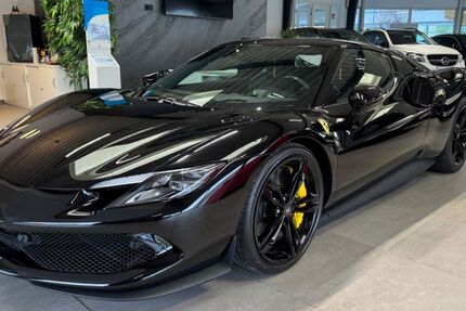 Ferrari 296 GTB 7.200 km 249.800 &euro; Marburg 35039