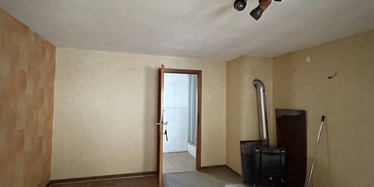 Einfamilienhaus Steffenberg / Steinperf Steinperf - 6 Zimmer, 106 m&sup2;, 59.000&euro; | Angebot:26594967