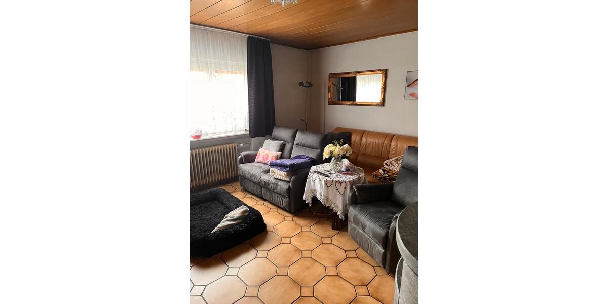 Einfamilienhaus Steffenberg - 7 Zimmer, 284 m&sup2;, 220.000&euro; | Angebot:26182852