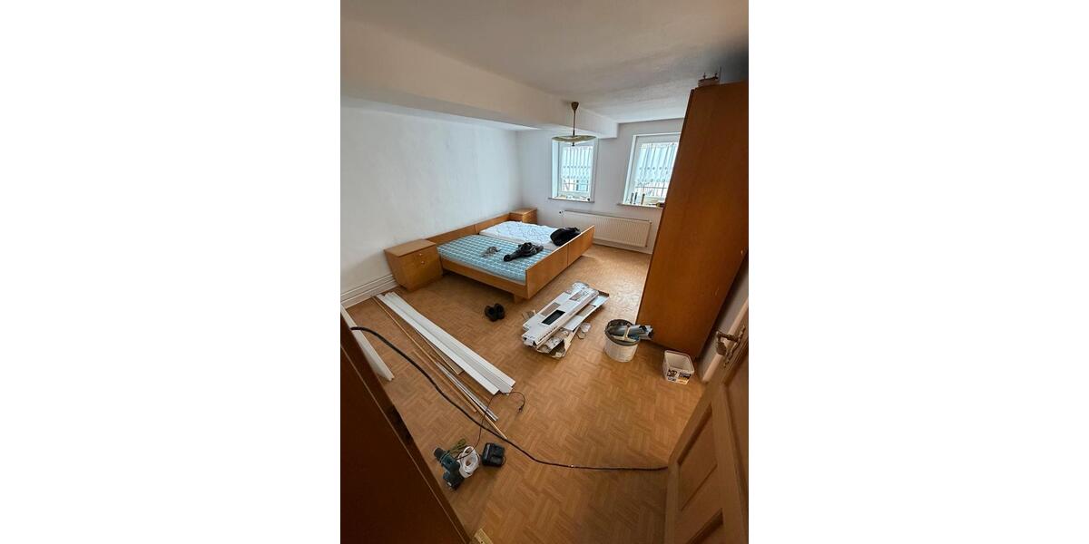 Etagenwohnung Homberg (Ohm) - 6 Zimmer, 158 m&sup2;, 1.400&euro; | Angebot:24653688