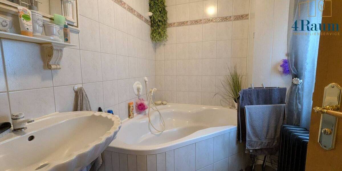 Einfamilienhaus Hatzfeld (Eder) Holzhausen - 4 Zimmer, 100 m&sup2;, 600&euro; | Angebot:26205218