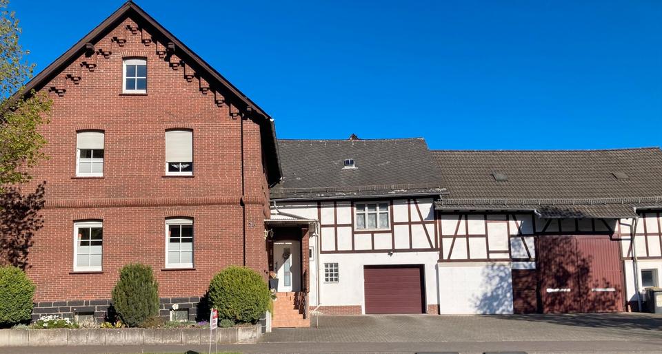 Einfamilienhaus Breidenbach - 6 Zimmer, 134 m&sup2;, 249.000&euro; | Angebot:26960083