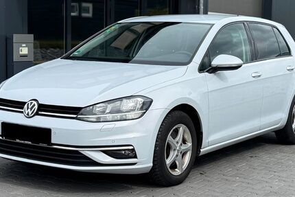 VW Golf 79.997 km 12.800 &euro; Marburg 35039