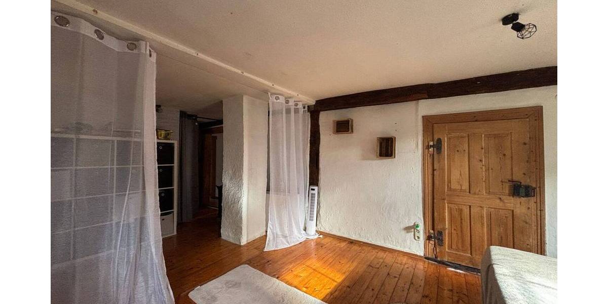 Einfamilienhaus Gilserberg / Sachsenhausen Sachsenhausen - 4 Zimmer, 143 m&sup2;, 205.000&euro; | Angebot:25689243