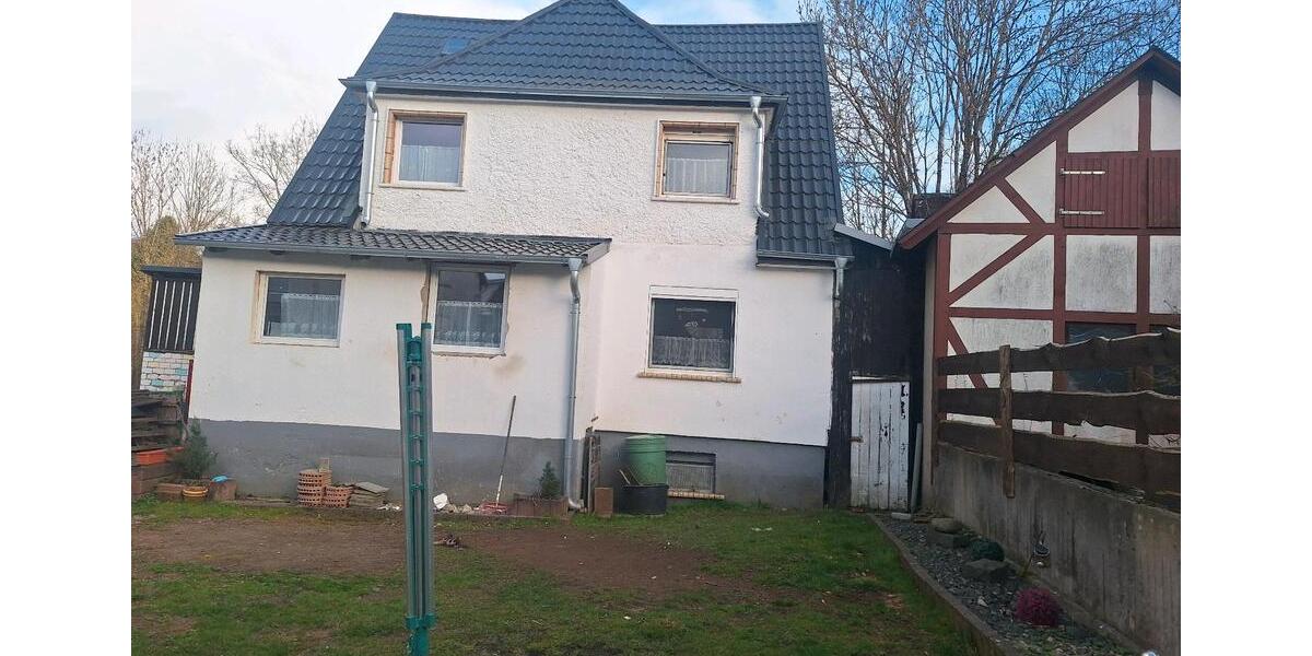 Einfamilienhaus Bad Endbach - 4 Zimmer, 110 m&sup2;, 119.000&euro; | Angebot:26102017