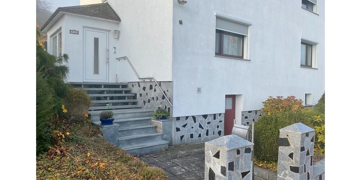 Einfamilienhaus Dautphetal - 6 Zimmer, 140 m&sup2;, 350.000&euro; | Angebot:26611187