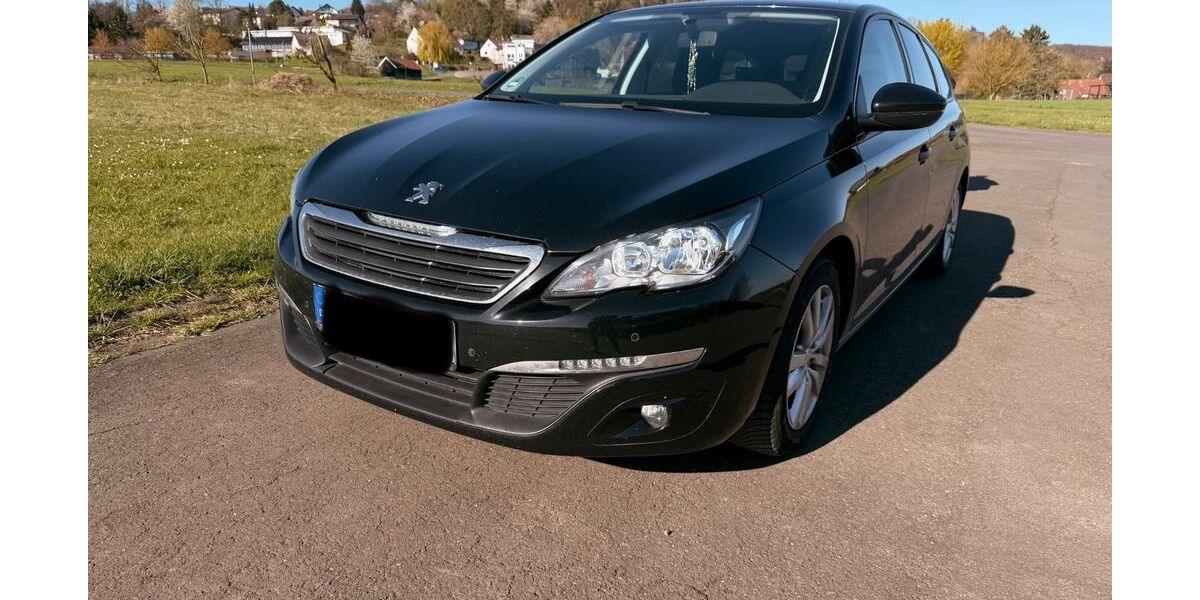 Peugeot 308 135.000 km 6.000 &euro; Allendorf 35469