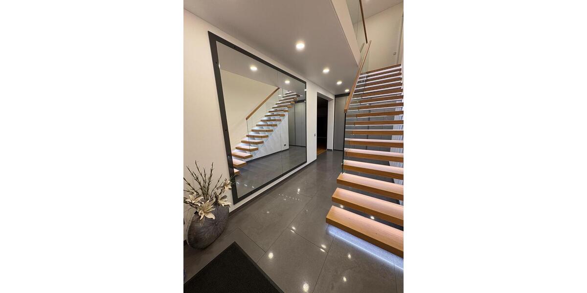 Einfamilienhaus Frankenberg (Eder) - 6 Zimmer, 207 m&sup2;, 827.000&euro; | Angebot:25987419