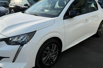 Peugeot 208 61.400 km 12.890 &euro; Giessen 35394