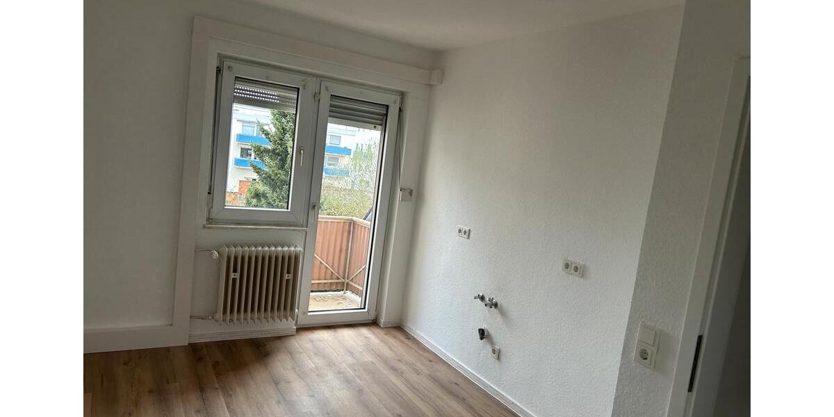 Etagenwohnung Gießen - 4 Zimmer, 87 m&sup2;, 1.220&euro; | Angebot:25902143