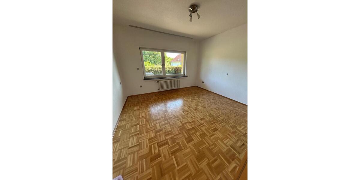 Einfamilienhaus Burgwald - 6 Zimmer, 270 m&sup2;, 445.000&euro; | Angebot:25104555