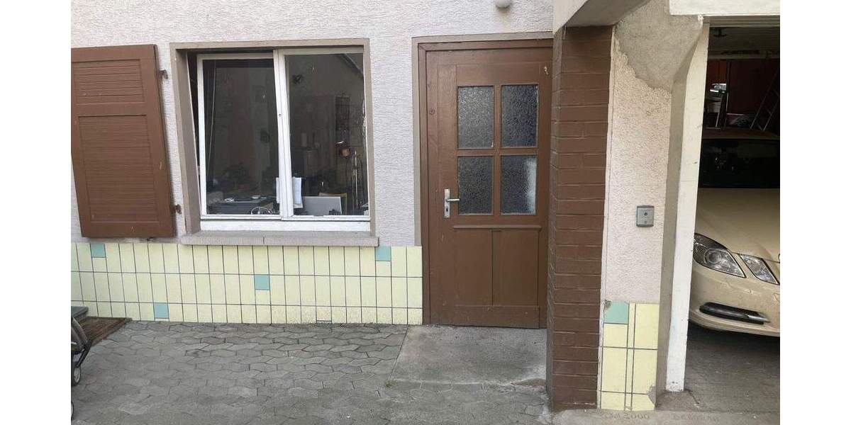 Mehrfamilienhaus, Wohnhaus Buseck Alten-Buseck - 7 Zimmer, 280 m&sup2;, 320.000&euro; | Angebot:25782526