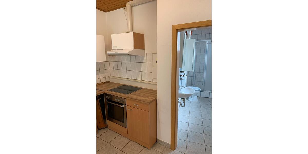 Etagenwohnung Münchhausen - 1 Zimmer, 40 m&sup2;, 260&euro; | Angebot:25043536
