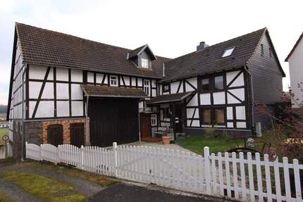 Haus Gemünden Burg-Gemünden - 1 Zimmer, 338 m&sup2;, 345.000&euro; | Angebot:25691970