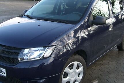 Dacia Sandero 100.000 km 3.500 &euro; Lahnau 35633