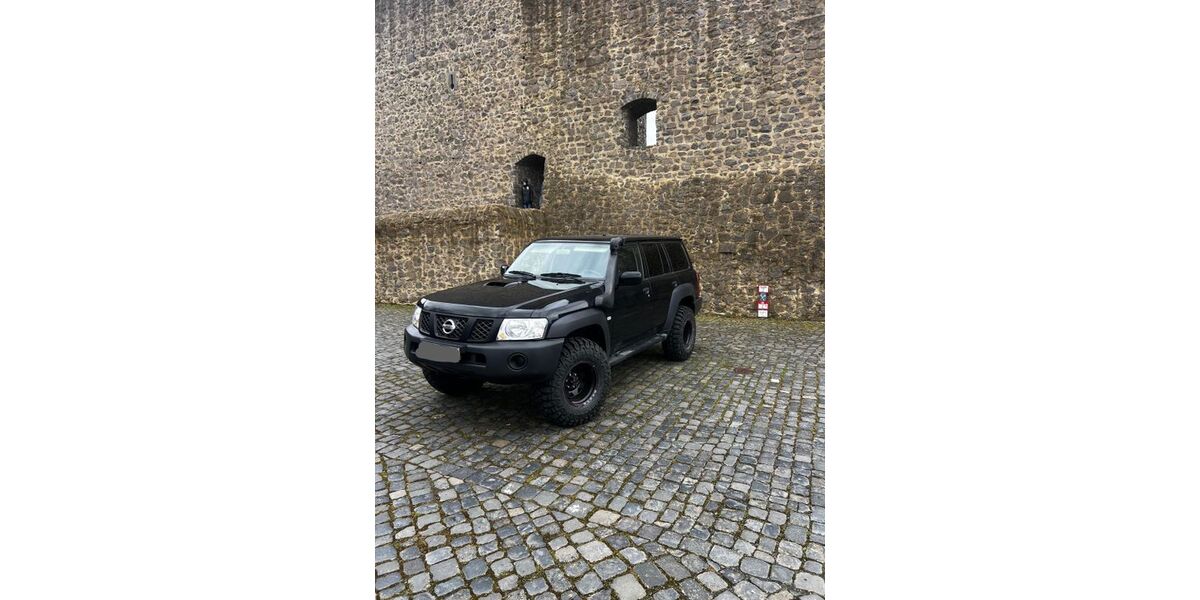 Nissan Patrol 214.600 km 21.500 &euro; Wettenberg 35435