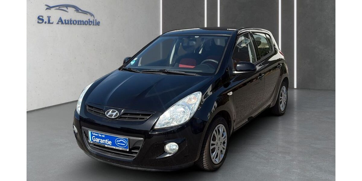 Hyundai i20 111.518 km 3.490 &euro; Lollar 35457