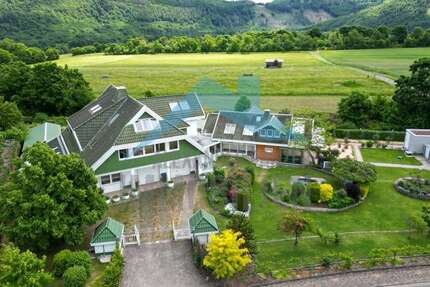 Haus Battenberg (Eder) - 8 Zimmer, 286 m&sup2;, 399.900&euro; | Angebot:23534369