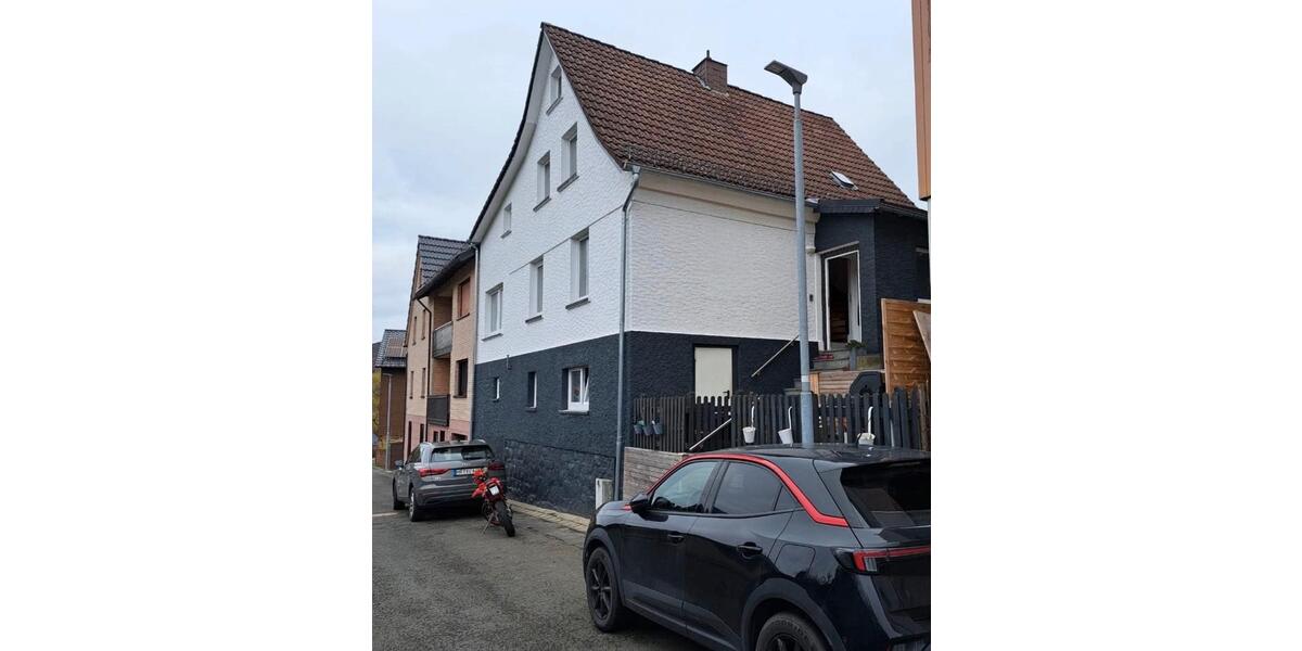 Einfamilienhaus Bad Endbach - 6 Zimmer, 130 m&sup2;, 195.000&euro; | Angebot:27075962