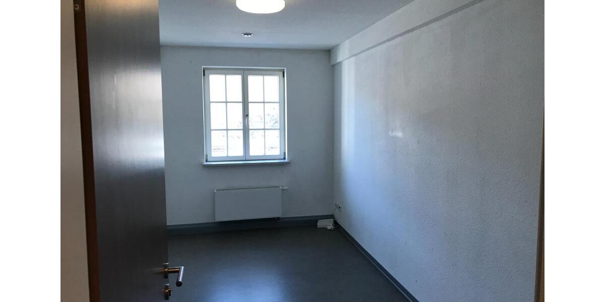 Etagenwohnung Marburg - 5 Zimmer, 114 m&sup2;, 1.500&euro; | Angebot:21481807