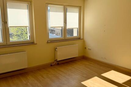 Wohnung Gießen - 3 Zimmer, 90 m&sup2;, 1.200&euro; | Angebot:26207338