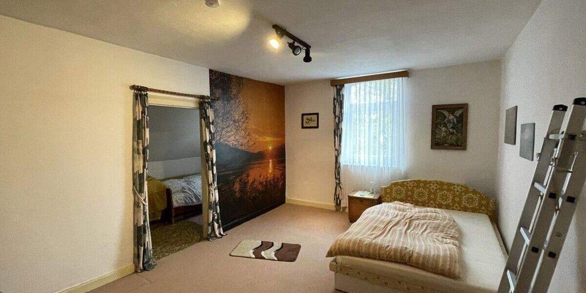 Mehrfamilienhaus, Wohnhaus Bad Endbach / Hartenrod Hartenrod - 1 Zimmer, 241 m&sup2;, 98.000&euro; | Angebot:25728157