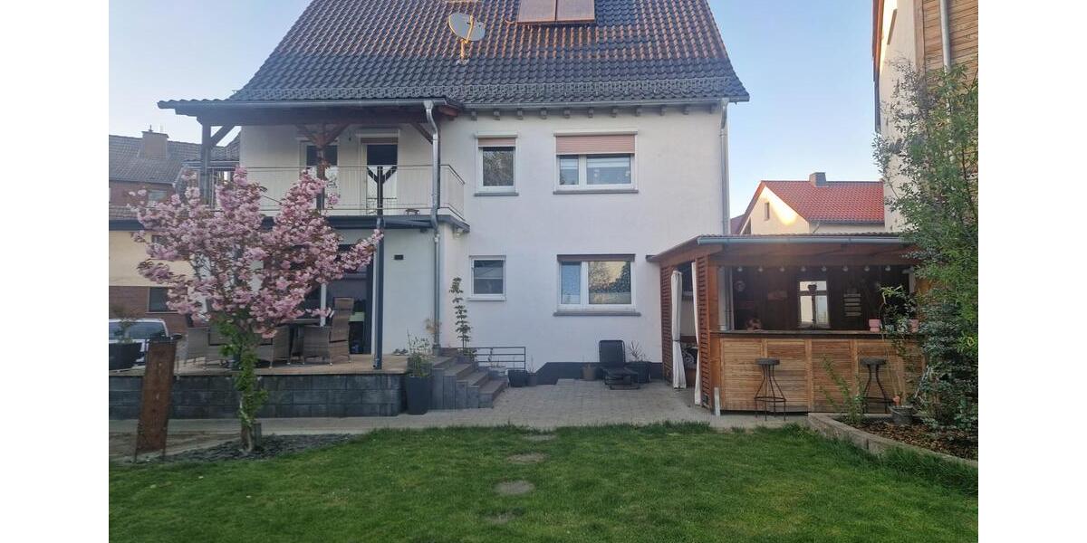 Einfamilienhaus Allendorf (Eder) - 7 Zimmer, 170 m&sup2;, 349.000&euro; | Angebot:26398159