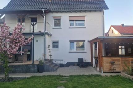 Haus Allendorf (Eder) - 7 Zimmer, 170 m&sup2;, 349.000&euro; | Angebot:26398159
