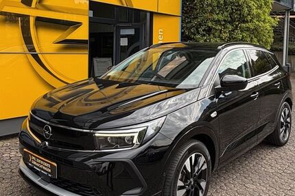 Opel Grandland (X) 37.146 km 23.950 &euro; Battenberg (Eder) 35088