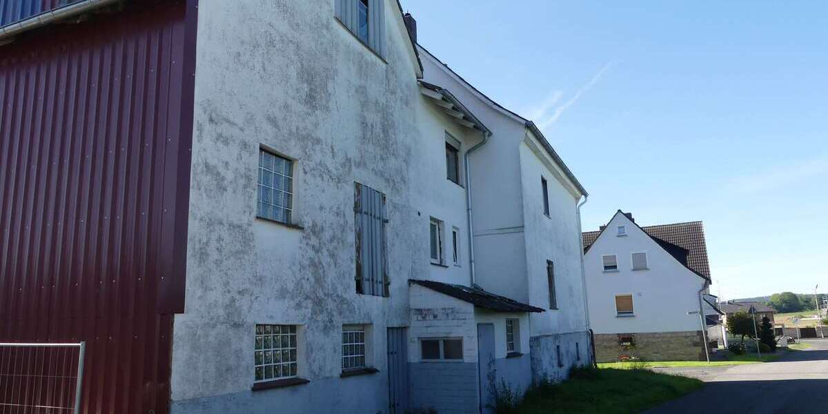 Einfamilienhaus Neustadt - 7 Zimmer, 190 m&sup2;, 95.000&euro; | Angebot:25685478