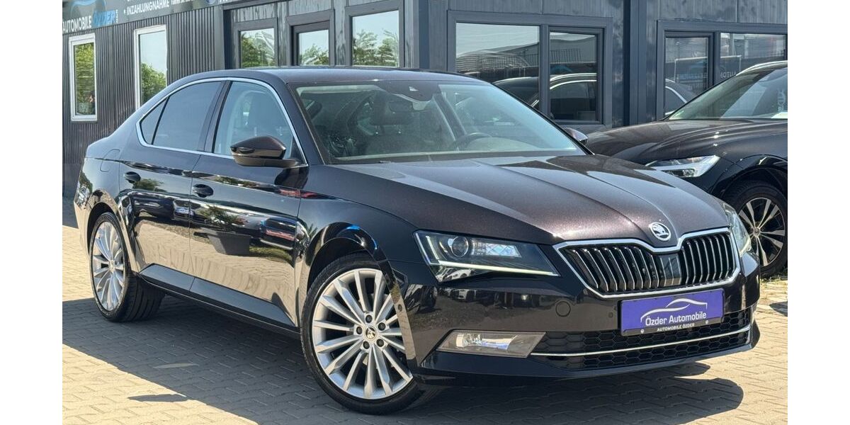 Skoda Superb 117.212 km 21.690 &euro; Lollar 35457