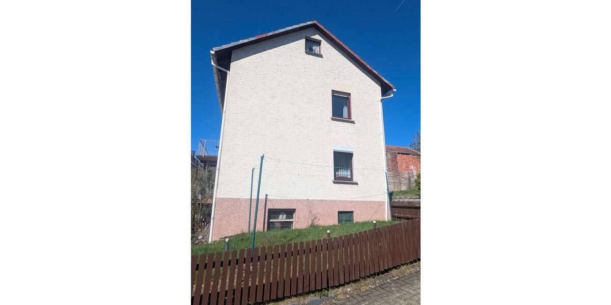 Einfamilienhaus Battenberg (Eder) - 5 Zimmer, 200 m&sup2;, 120.000&euro; | Angebot:26221855