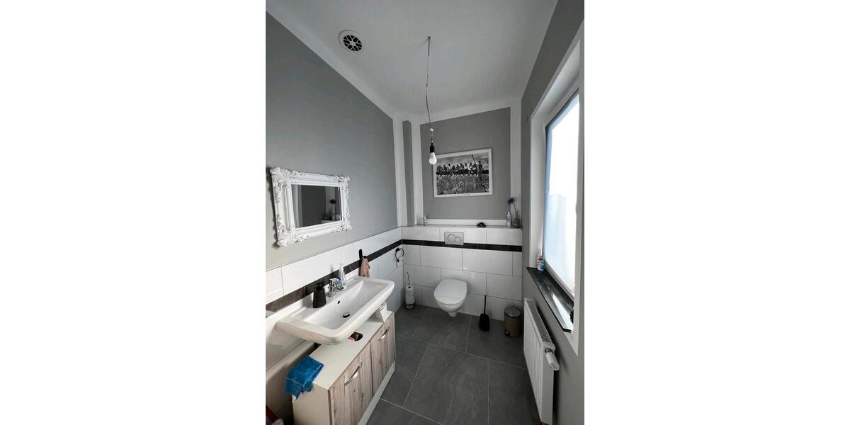 Doppelhaushälfte Bad Laasphe - 8 Zimmer, 218 m&sup2;, 799.000&euro; | Angebot:26393472
