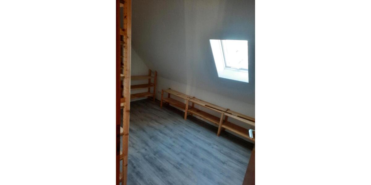 Dachgeschoßwohnung Neustadt (Hessen) - 3.5 Zimmer, 80 m&sup2;, 850&euro; | Angebot:25945234