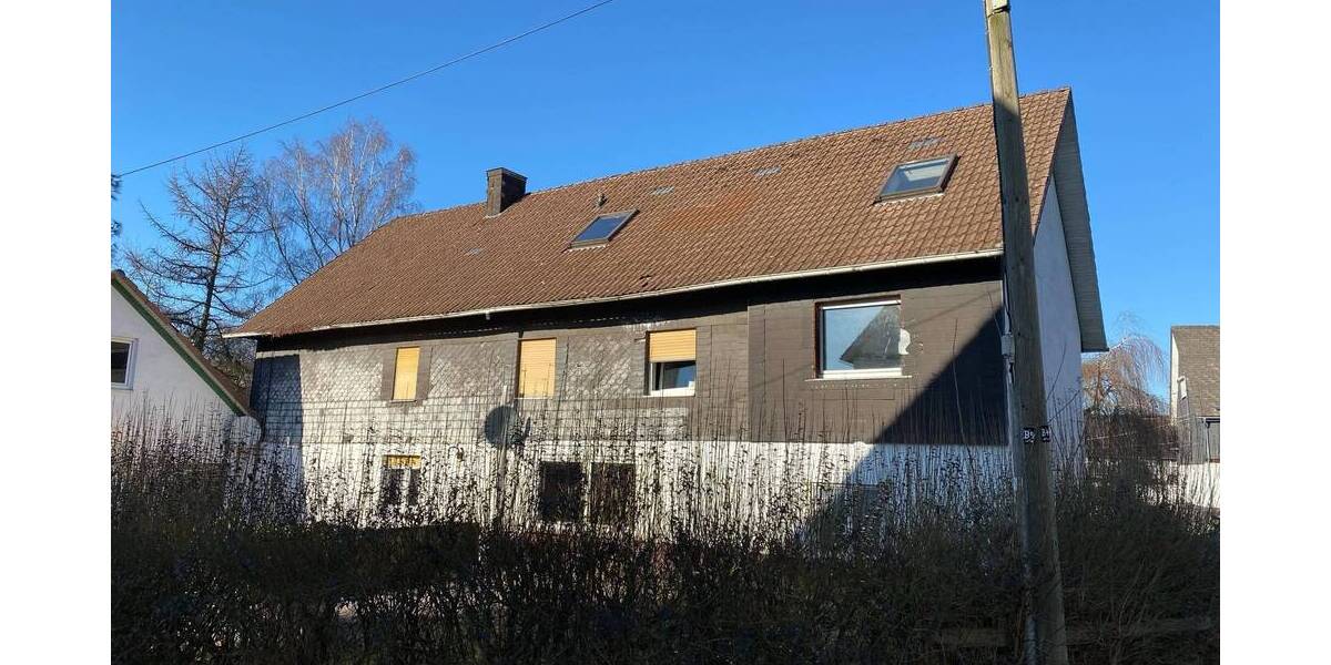Mehrfamilienhaus, Wohnhaus Bad Laasphe Banfe - 7 Zimmer, 300 m&sup2;, 159.000&euro; | Angebot:25667527