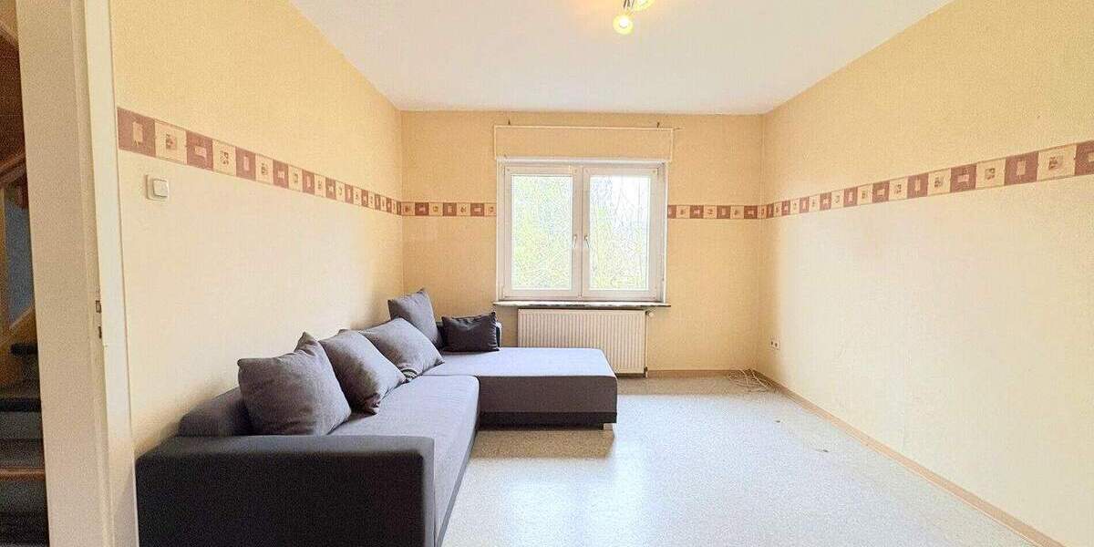 Einfamilienhaus Kirchhain / Kleinseelheim Kleinseelheim - 6 Zimmer, 152 m&sup2;, 229.900&euro; | Angebot:25689268