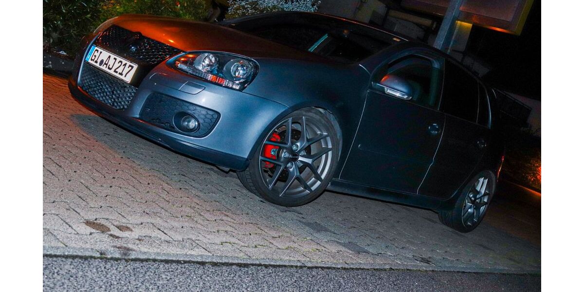 VW Golf 144.000 km 7.999 &euro; Gießen 35394