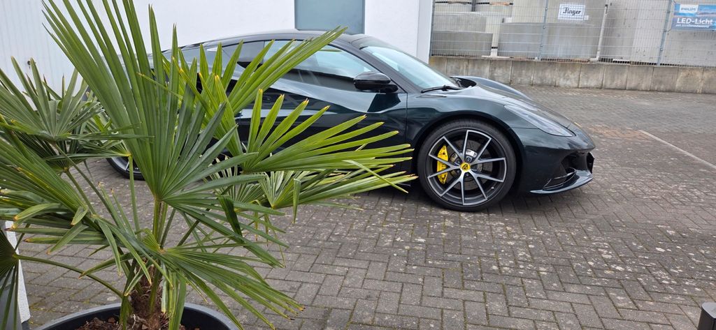Lotus Emira 14.500 km 85.500 &euro; Marburg 35037