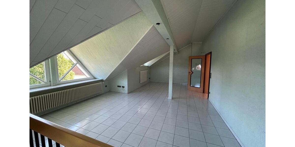 Einfamilienhaus Burgwald - 6 Zimmer, 270 m&sup2;, 445.000&euro; | Angebot:25104555