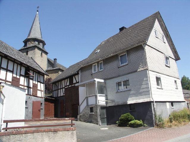 Einfamilienhaus Hohenahr - 4 Zimmer, 100 m&sup2;, 650&euro; | Angebot:25532508