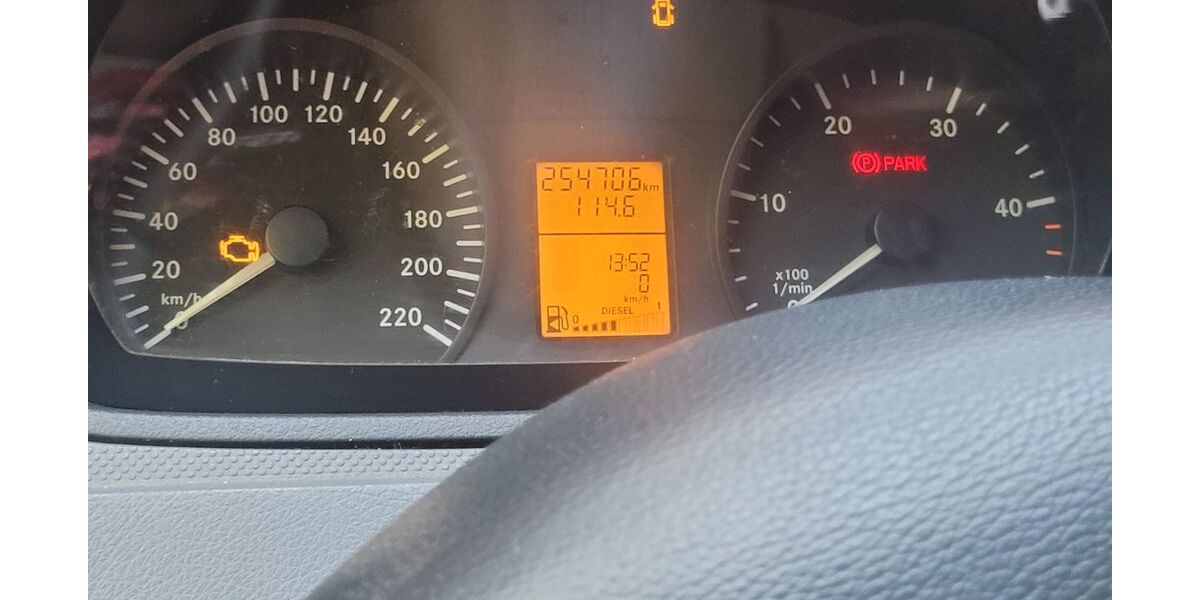 Mercedes-Benz Vito 2.460 km 5.000 &euro; Gemünden (Felda) 35329