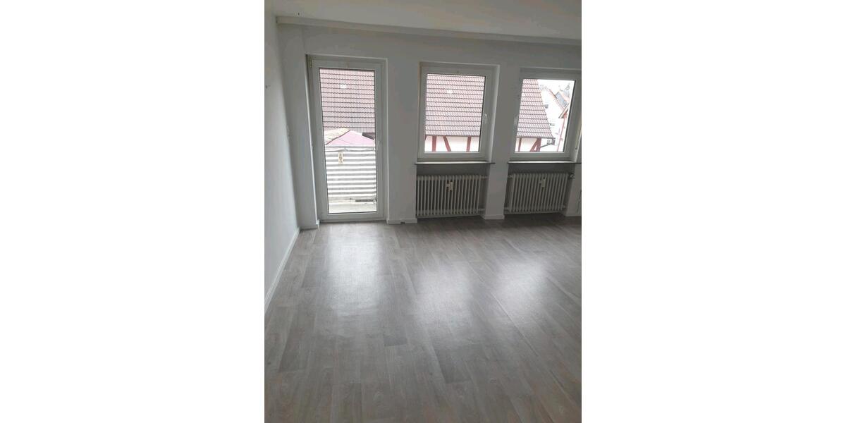 Etagenwohnung Rauschenberg - 2 Zimmer, 67 m&sup2;, 120.000&euro; | Angebot:26126132