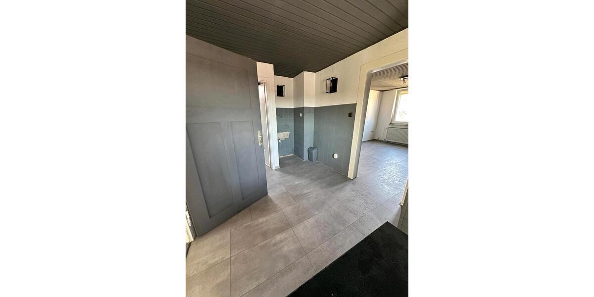 Dachgeschoßwohnung Gießen Wieseck - 1.5 Zimmer, 33 m&sup2;, 450&euro; | Angebot:25501527