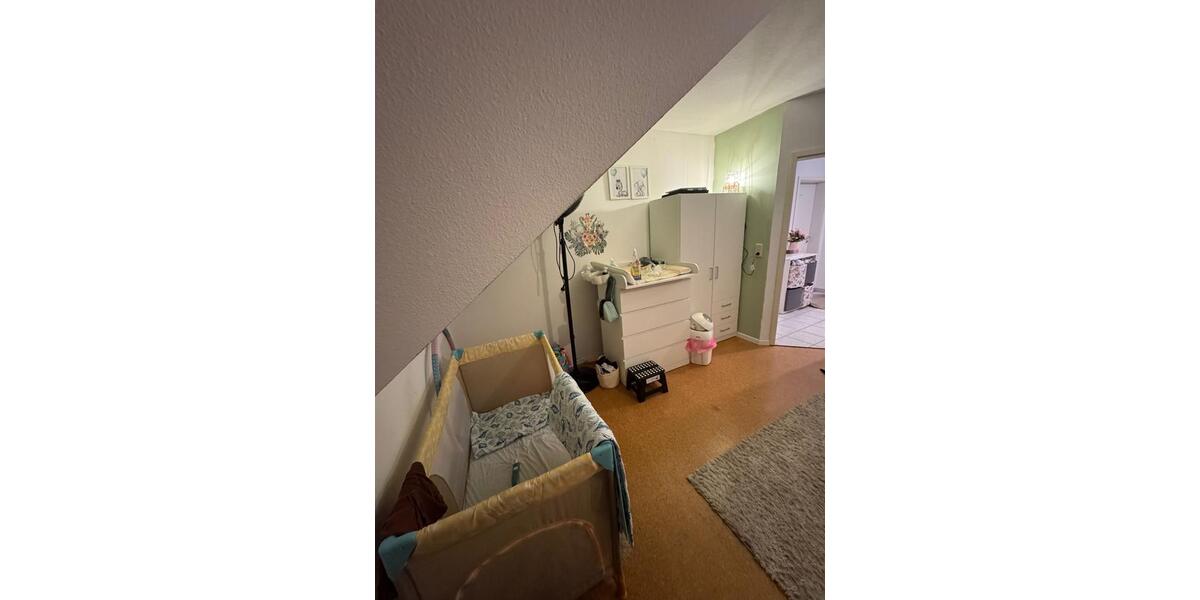 Dachgeschoßwohnung Bad Endbach - 3 Zimmer, 1.150&euro; | Angebot:22898501